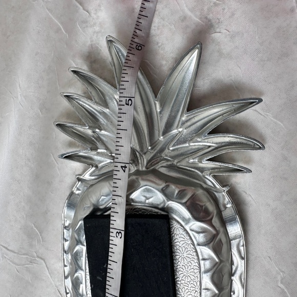 Pineapple Shape Silver Metal Aloha Ashtray w/ State of Hawaii Engraving - Picture 4 of 15